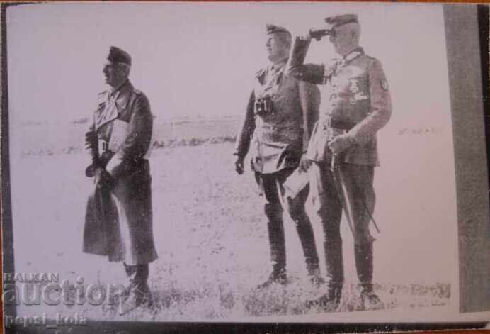 Снимка - германски генерал на фронта - ВСВ (репродукция)