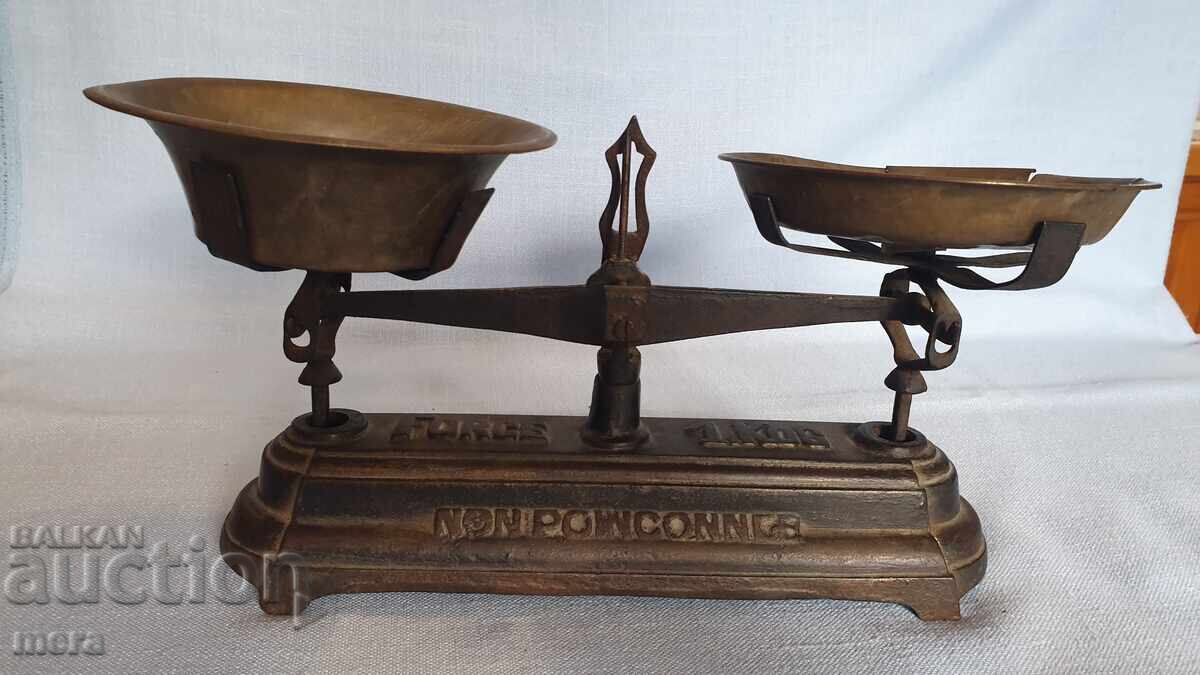 Antique cast iron Roberval type balance scale