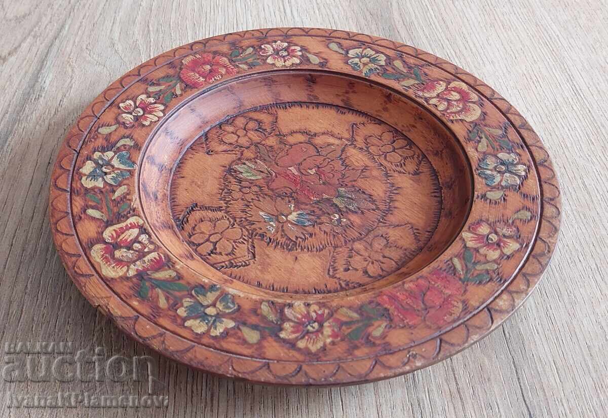 Panou sculptat în lemn vintage pentru colecționari cu preț € 14.00 | 27.38 BGN