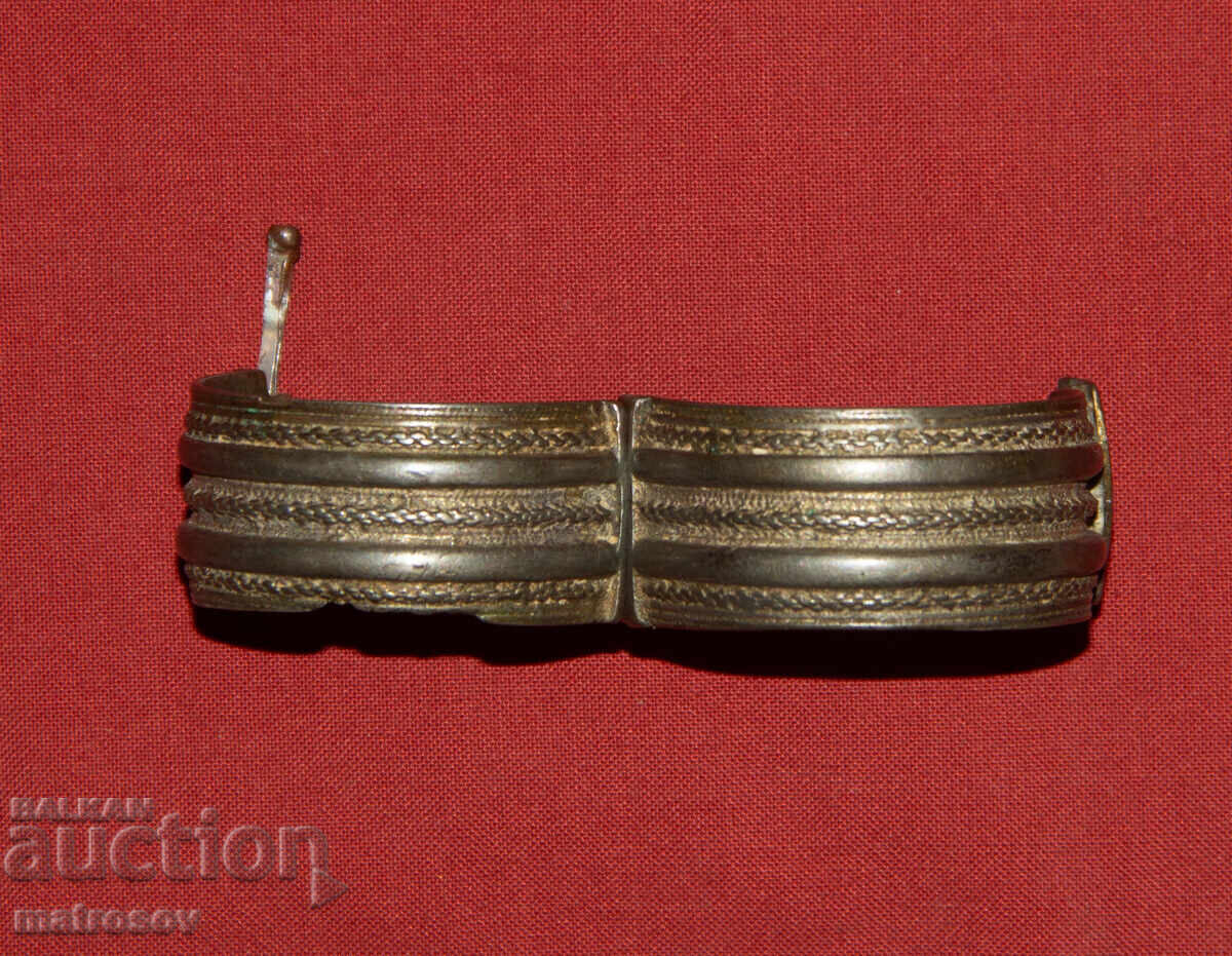 Παράδοση Παλαιό παραδοσιακό ασημένιο βραχιόλι κόσμημα