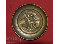 Veche mică cupă decorativă metalică Heruvimi