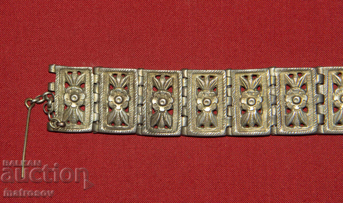 Аукцион Стара традиционна сребърна гривна накит