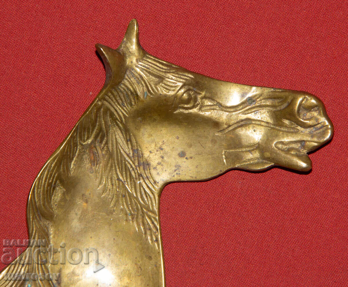 Доставка на Стара месингова купа декорация конска глава