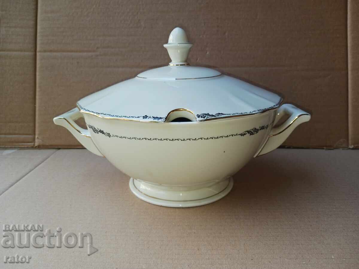 Very beautiful old porcelain soup tureen Koenigszelt - Germany Very beautiful old porcelain soup tureen Koenigszelt - Germany