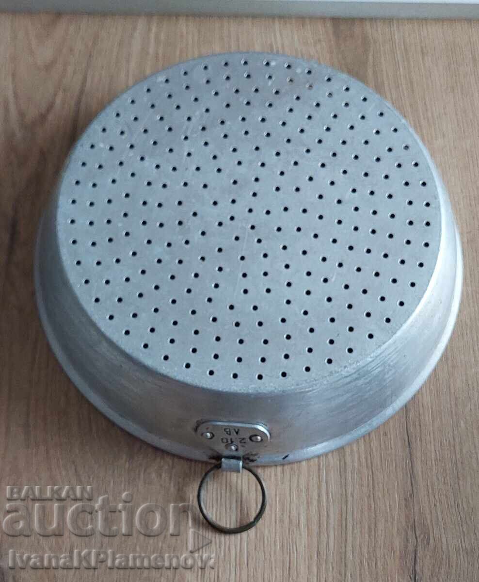 Auction  Retro aluminum pot for connoisseurs, excellent condition