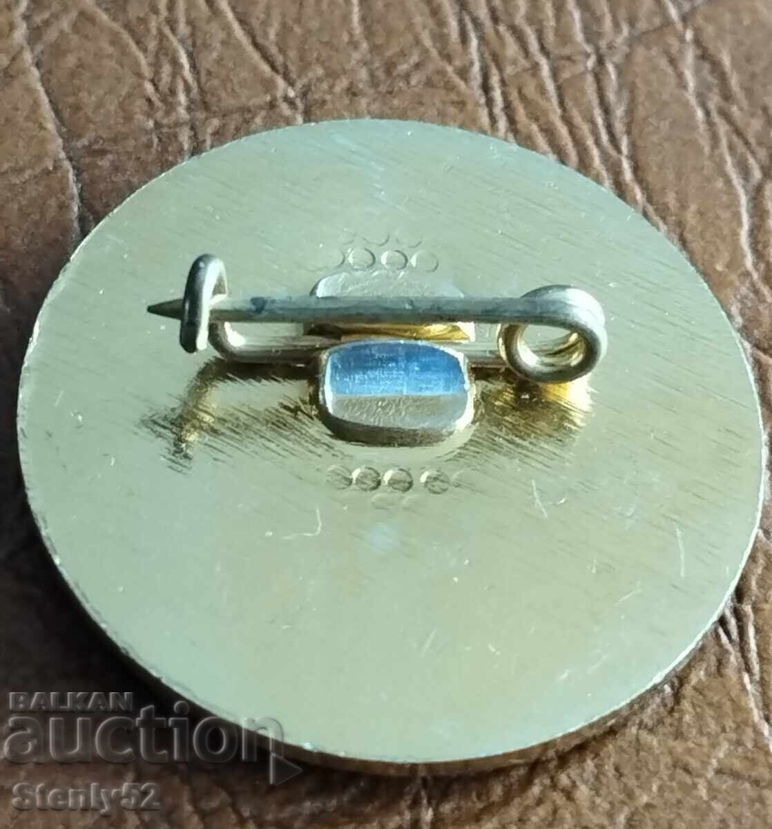 Значка  Българска Федерация по Туризъм с цена 10.00 лв. | € 5.11