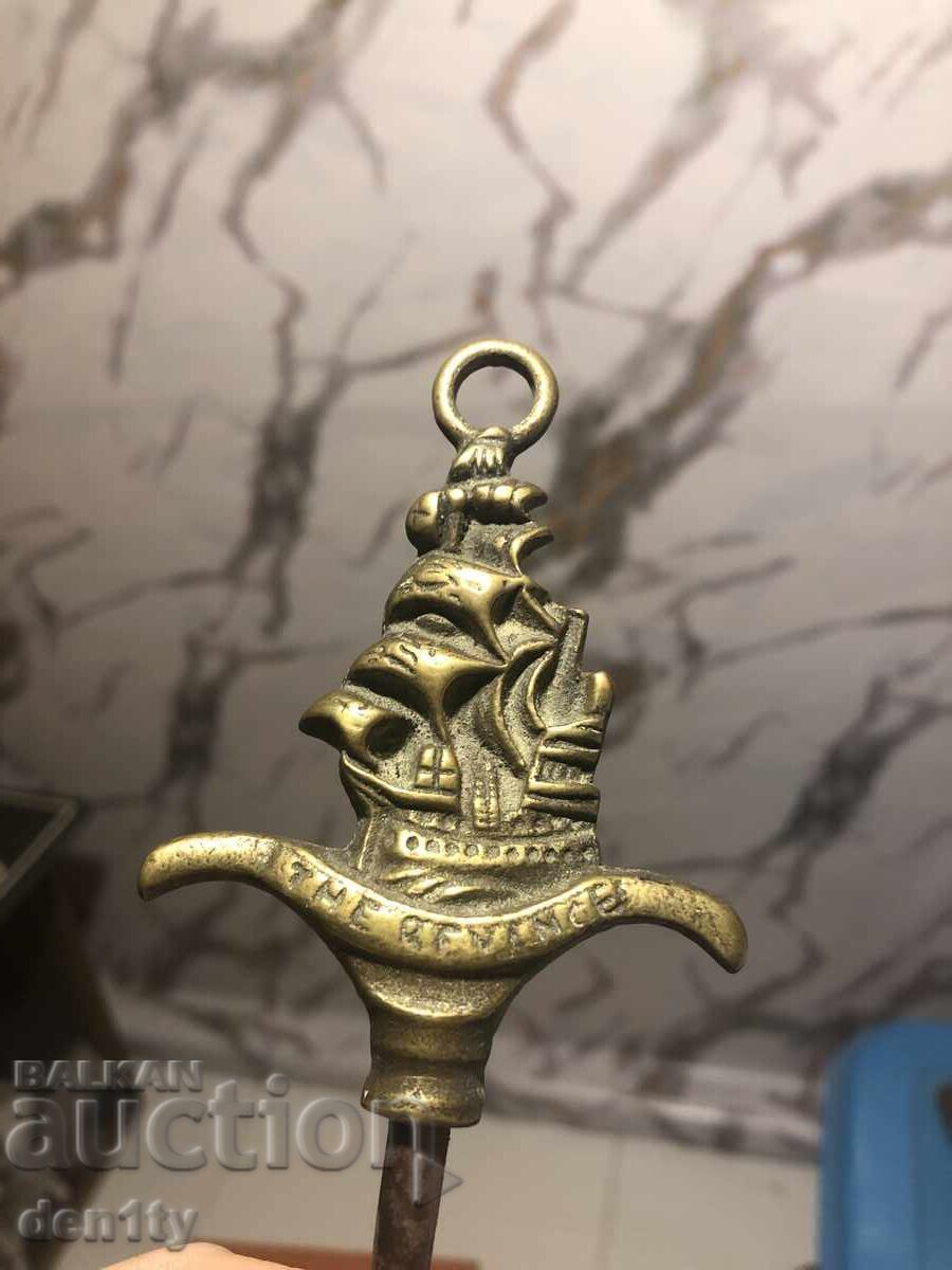 стар тирбушон с кораб (отмъщение) с цена 20.00 лв. | € 10.23