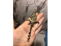 Tirbușon vechi cu corabie (răzbunare)