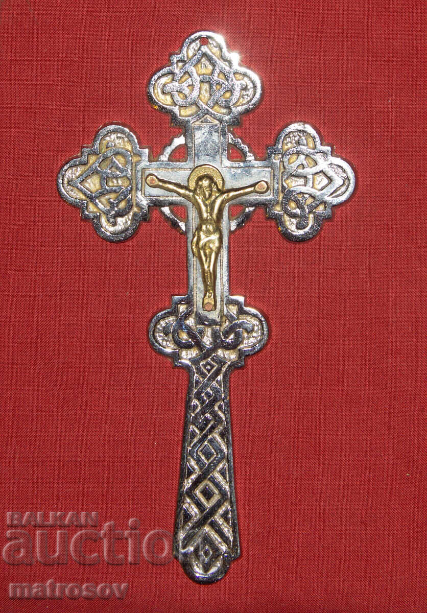 Delivery of Metal cross with brass details, cross, crucifix