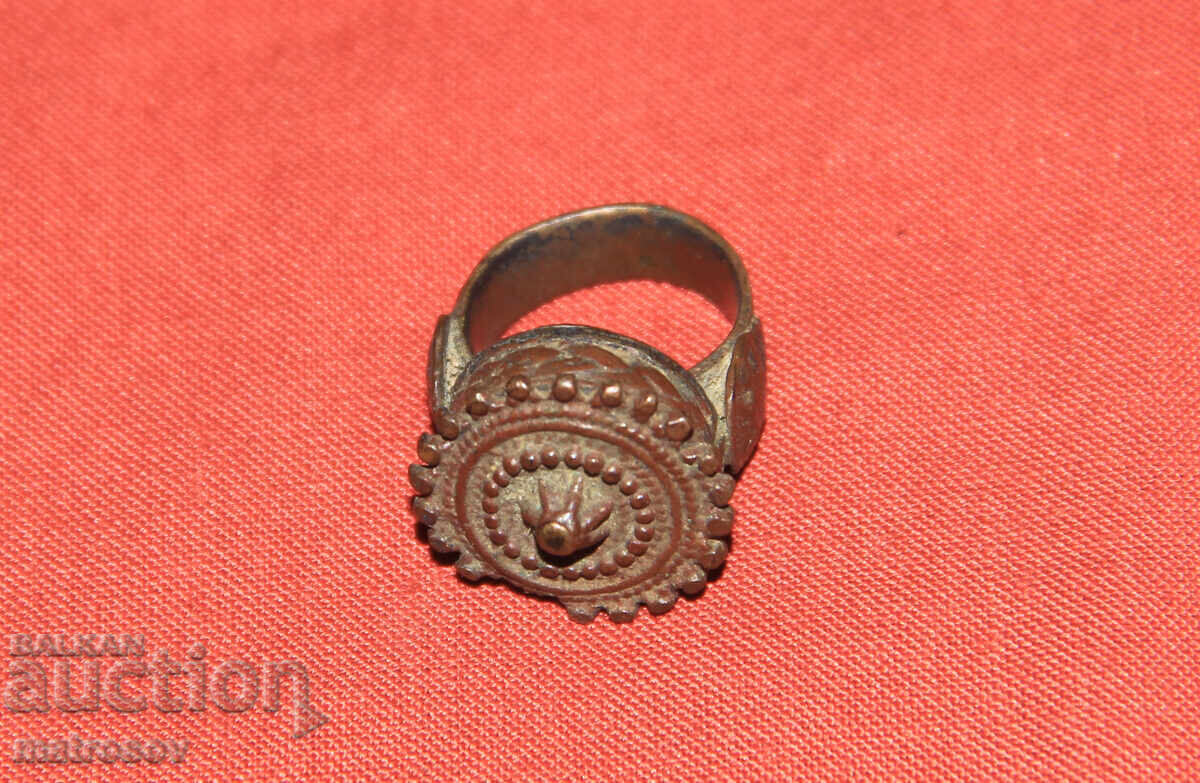 Σταροί παραδοσιακός μπρούτζινος γυναικείος δακτύλιος με τιμή 160.00 BGN | € 81.81