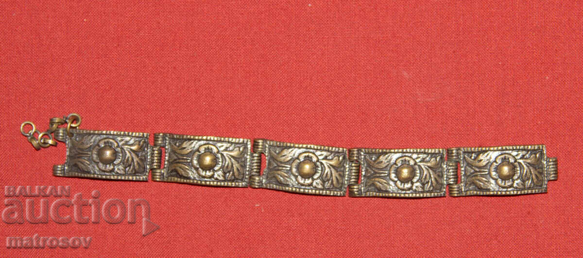 Стара традиционна гривна накит сребро / бронз с цена 200.00 лв. | € 102.26