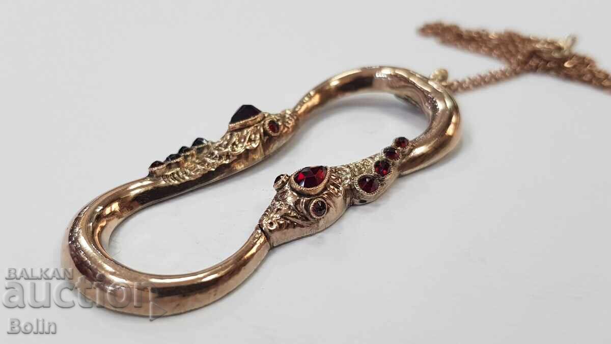 Σπάνιο ασημένιο επιχρυσωμένο μενταγιόν με γρανάτες 19ος αιώνας Victorian Era