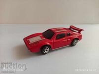 Veche mașinuță de jucărie Ferrari 308 GTB 1/64