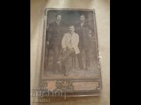 Fotografie pe carton, fotografie Vladikov, Persoană