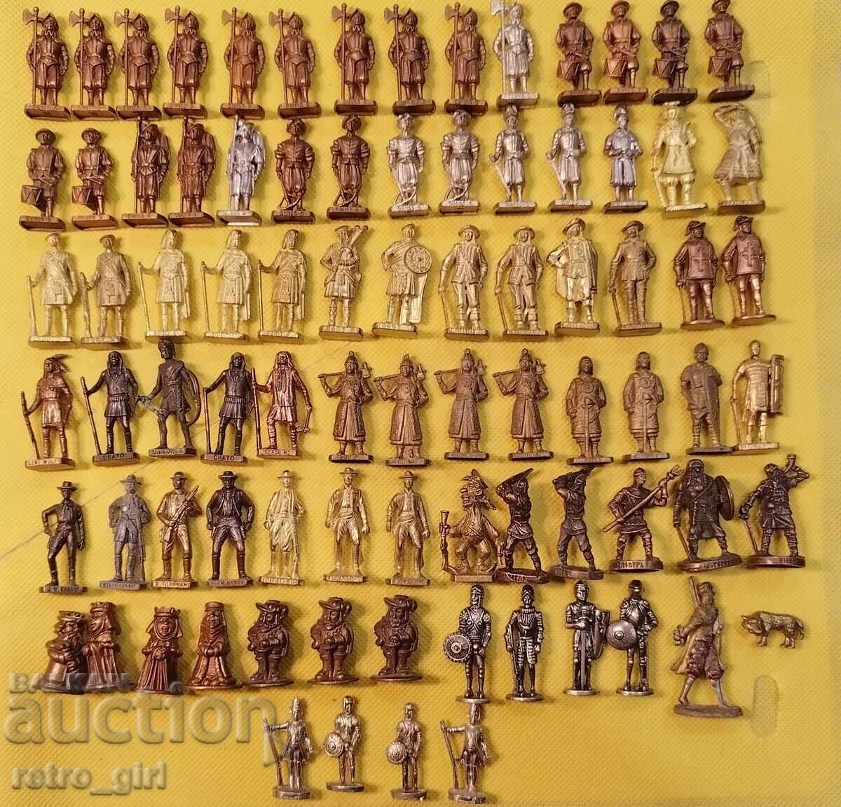 Стари фигурки Киндер ( Kinder) 88 броя.