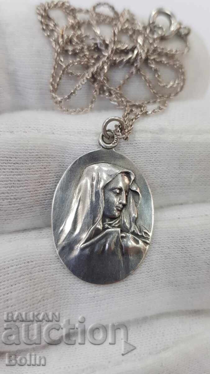 Beautiful silver pendant with the Virgin Mary, early 20th century