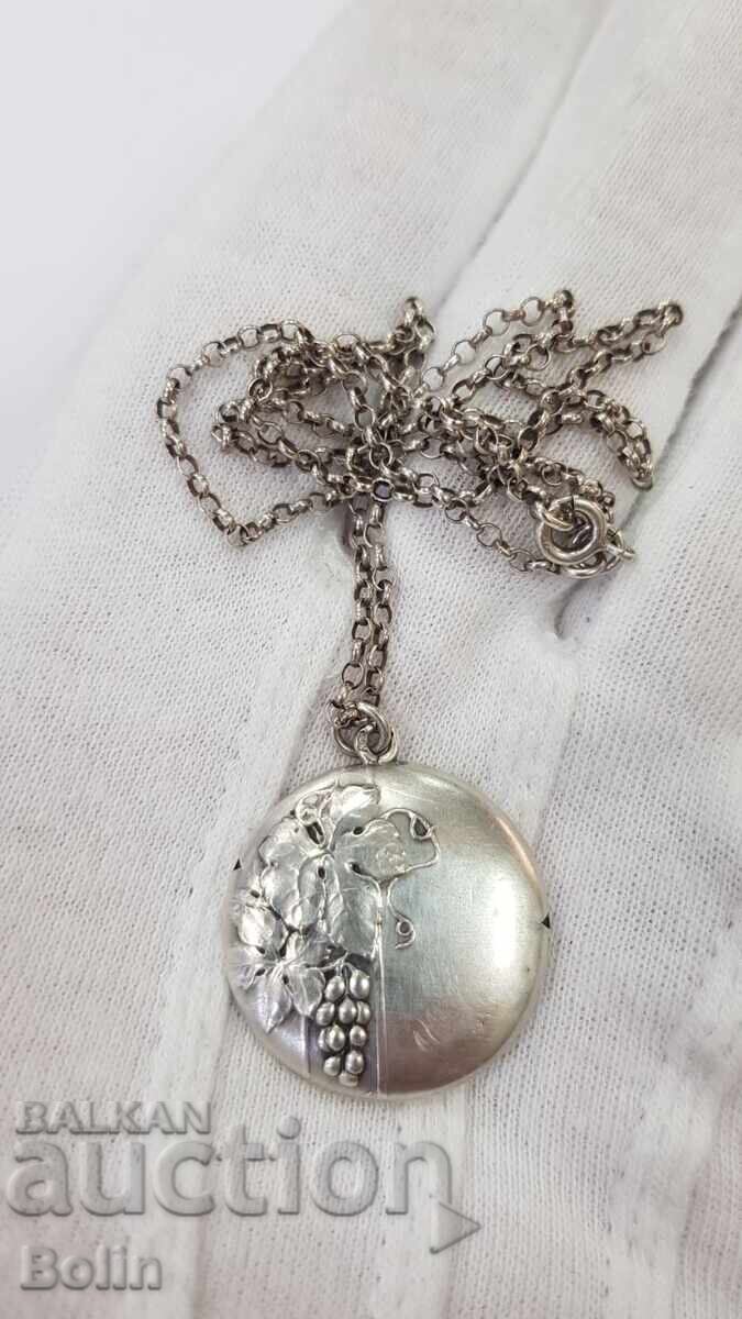 Medalion de argint rar ART-NOUVEAU - Europa 1870 - 1890 cu preț 220.00 BGN | € 112.48