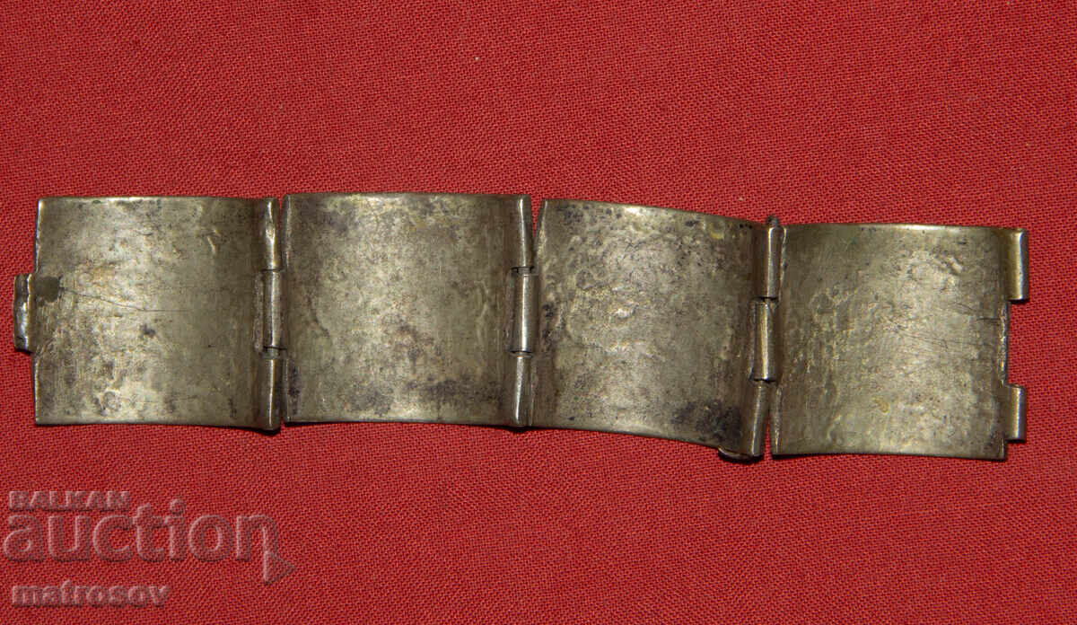 Delivery of Old traditional bracelet jewelry silver / bronze