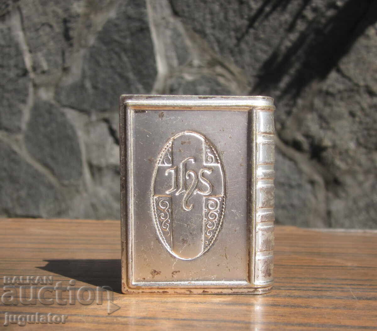 Δημοπρασία Αρχαίο θρησκευτικό κουτί με τον Ιησού Χριστό και κομποσκοίνι Δημοπρασία Αρχαίο θρησκευτικό κουτί με τον Ιησού Χριστό και κομποσκοίνι