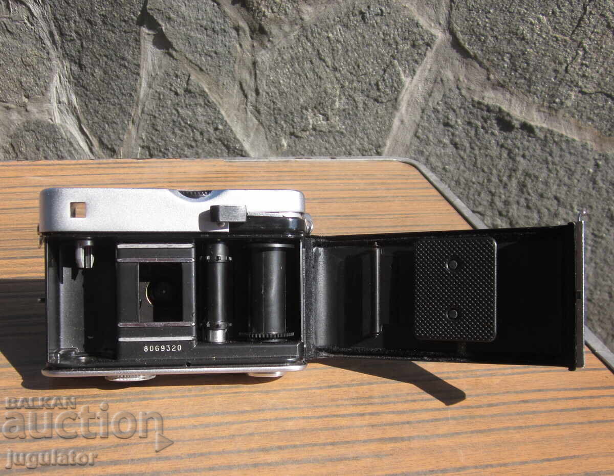 Old Russian USSR Soviet Camera Chaika II - 6 Old Russian USSR Soviet Camera Chaika II - 6