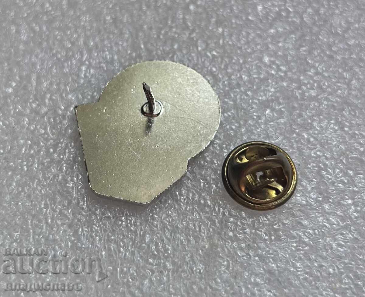 ΤΣΣΚΑ ποδοσφαιρικός σύλλογος Σόφιας με τιμή 45.00 BGN | € 23.01 ΤΣΣΚΑ ποδοσφαιρικός σύλλογος Σόφιας με τιμή 45.00 BGN | € 23.01