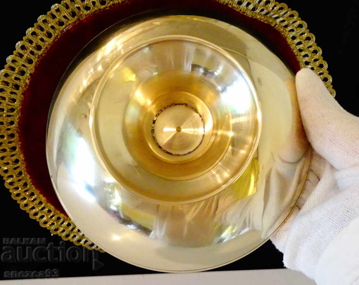 Delivery of Bronze fruit bowl, Rose bowl, colorful cellular enamel Delivery of Bronze fruit bowl, Rose bowl, colorful cellular enamel