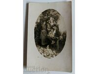 ΦΟΡΩΝΤΑΣ ΠΑΦΤΙ ΜΗΤΕΡΑ ΤΟΥ ΜΑΡΓΑΡΑΡΤΗΡΙΟΥ Κεχριμπάρι ΦΩΤΟ ΒΑΣΙΛΕΙΟ ΒΟΥΛΓΑΡΙΑΣ