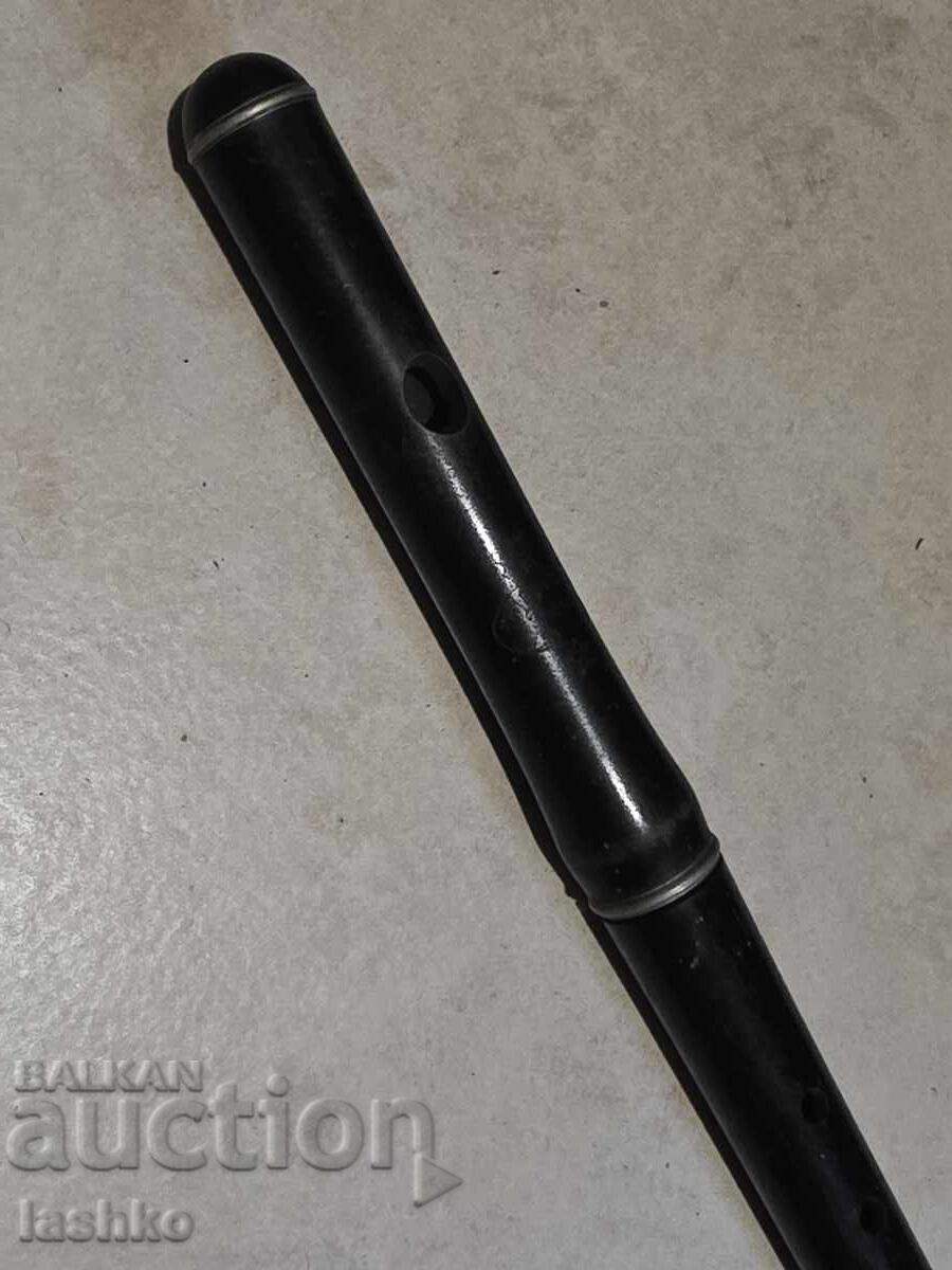 Δημοπρασία Ένα παλιό φλάουτο