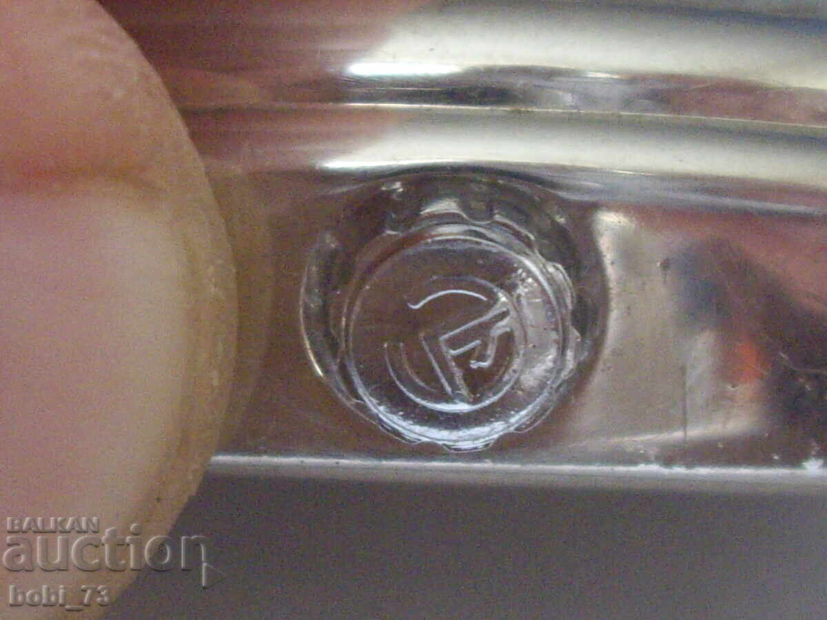 Ceas automat vechi cu preț 180.00 BGN | € 92.03 Ceas automat vechi cu preț 180.00 BGN | € 92.03