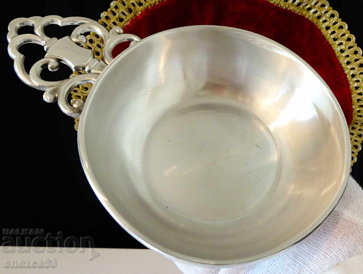 Καλαίσθητη κούπα για ζωμό porringer bowl