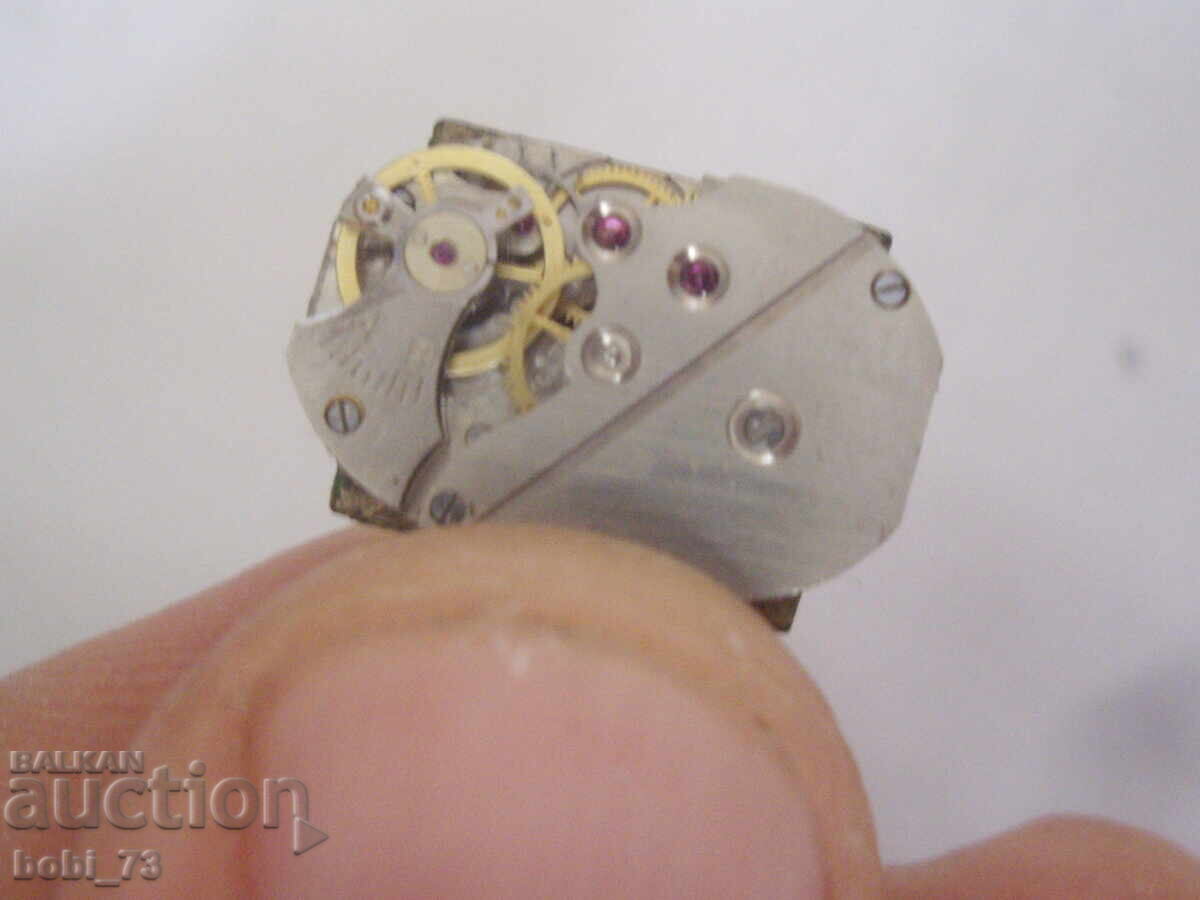 Delivery of Old gold-plated women's watch