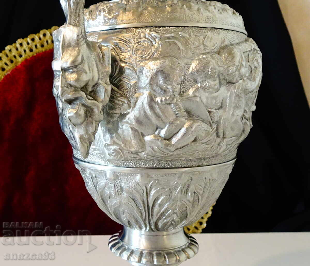Divine pewter vase, jug, Angels, Lion, vines, baroque, 1.5 kg - 5