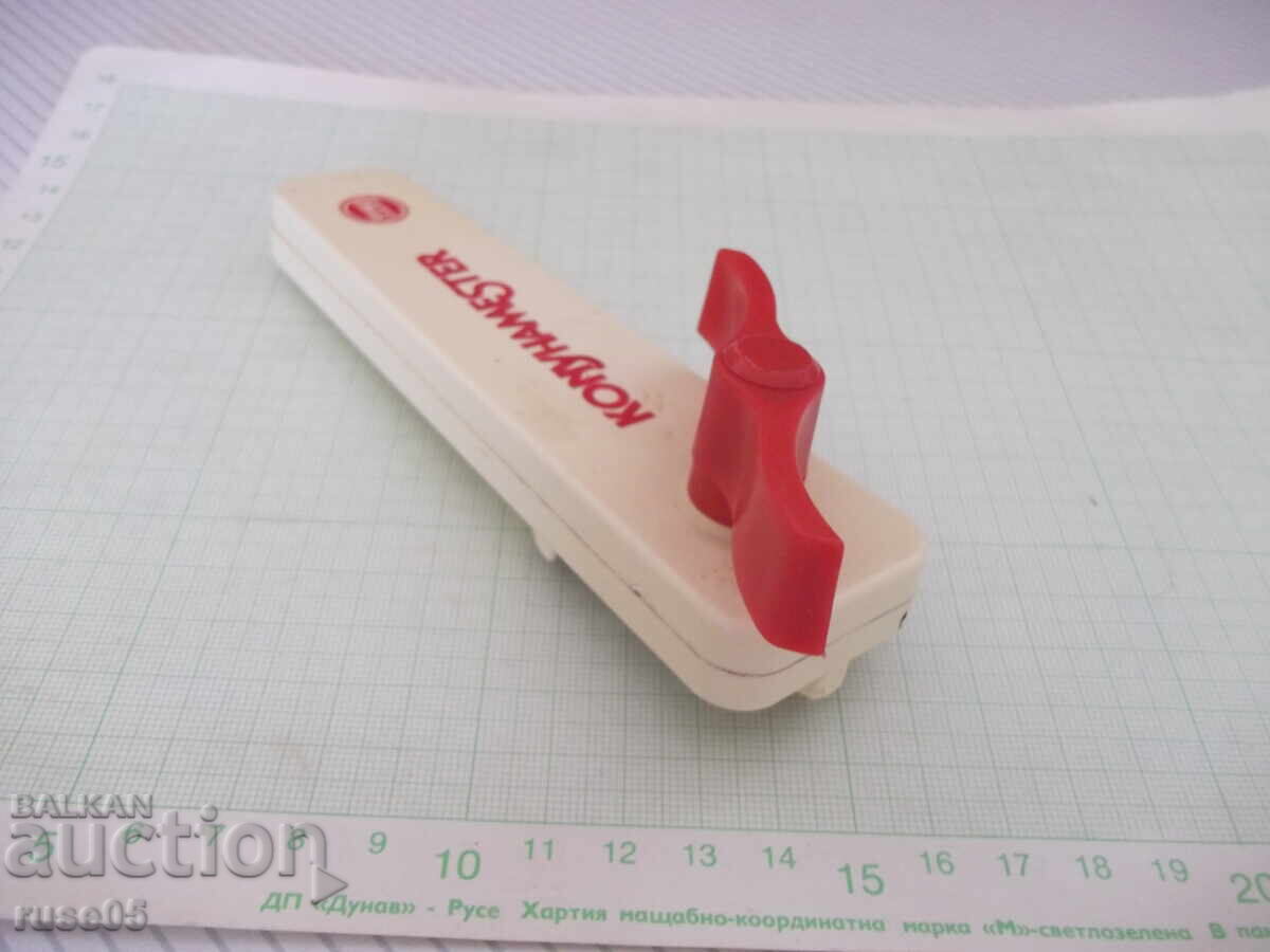 Livrarea Deschizător de conserve "KONYHAMESTER"