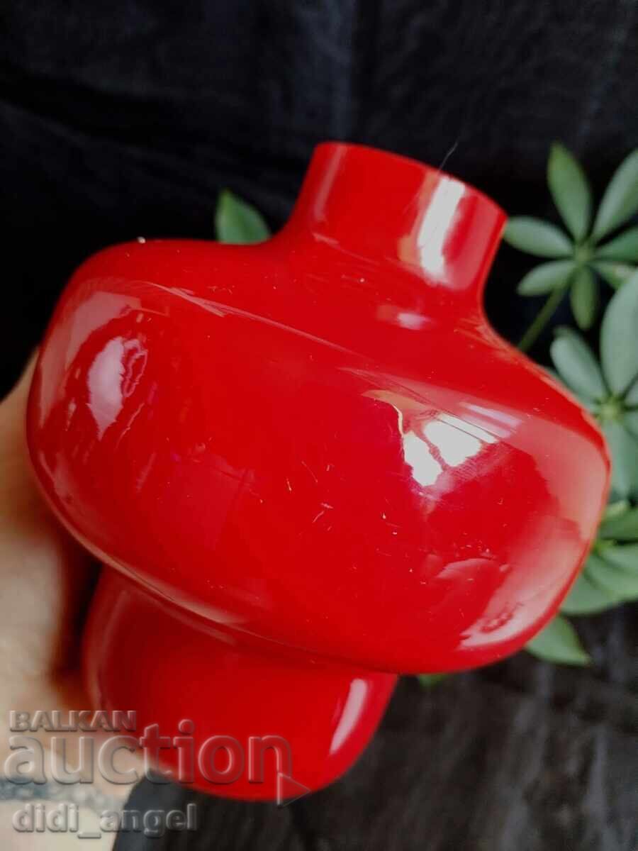 Аукцион Българска стъклена ваза Аукцион Българска стъклена ваза