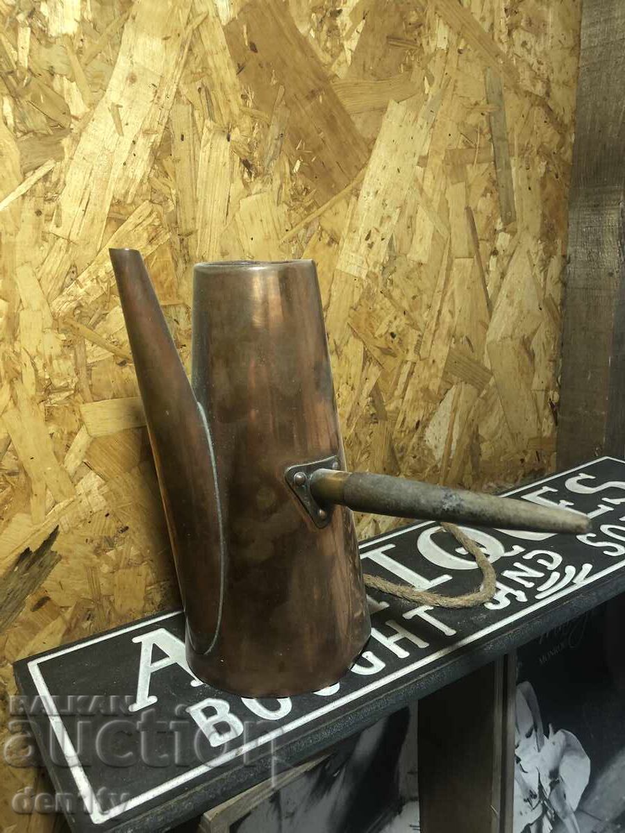 стара медна кана за кафе копрал Португалия