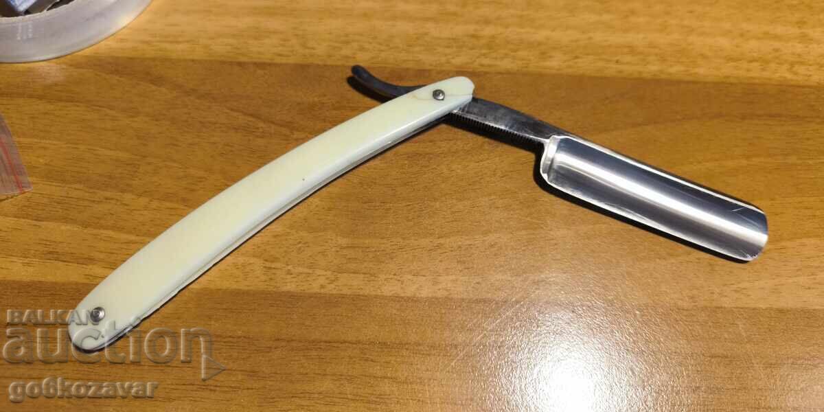 Auction  Rare Chinese Straight Razor "LARK" CHUCHULIGA 1960-1965