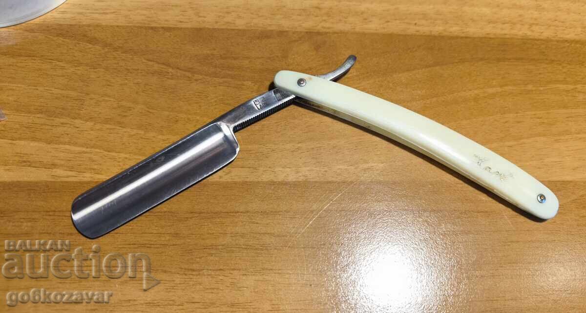 Rare Chinese Straight Razor "LARK" CHUCHULIGA 1960-1965
