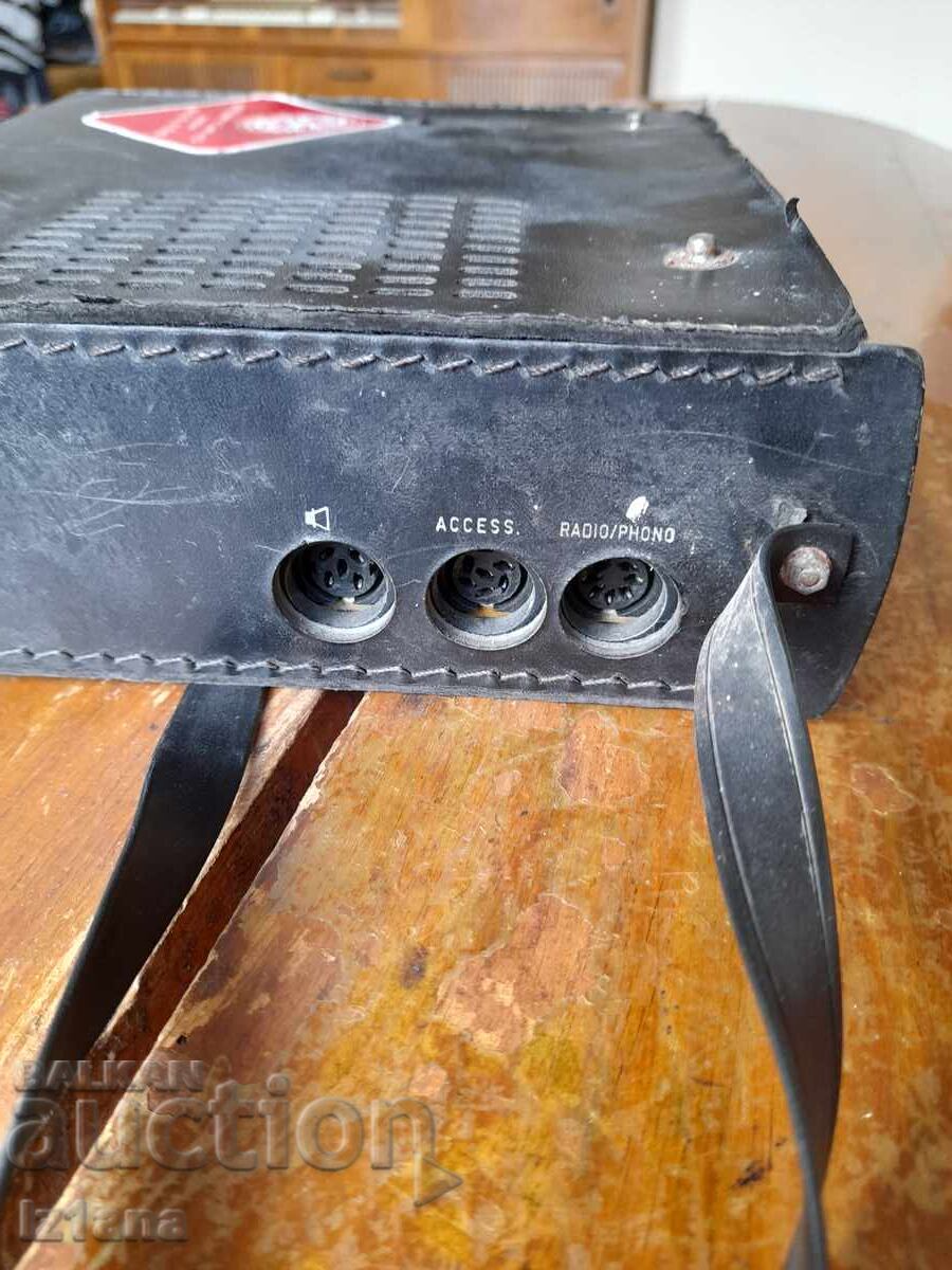 Licitație Vechi casetofon Uher CR 210 Licitație Vechi casetofon Uher CR 210