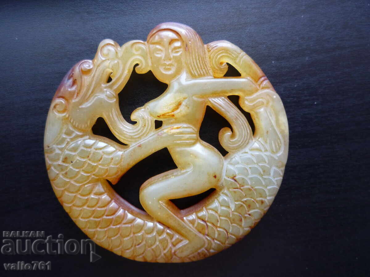 NATURAL JADE EROTICA 170 CT 34 GR NATURAL JADE EROTICA 170 CT 34 GR