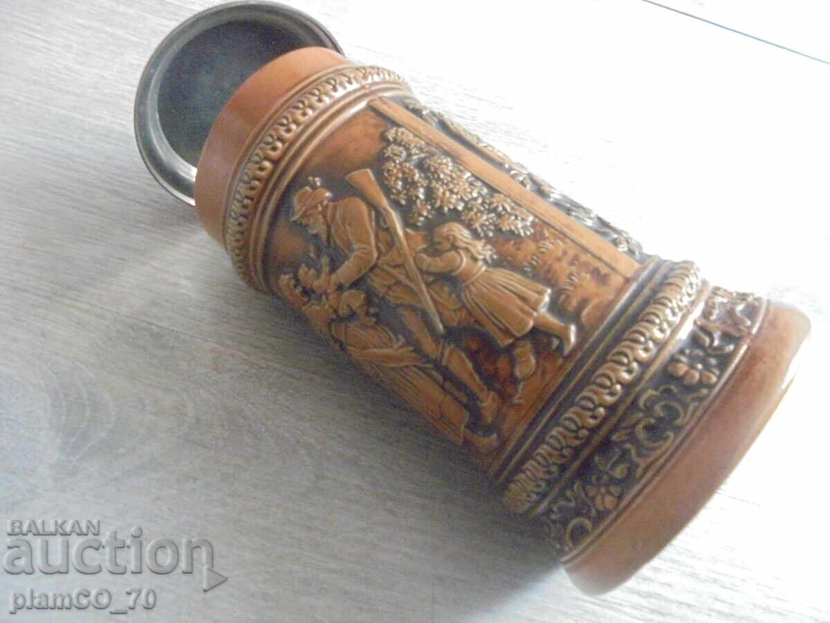 №8264 Old porcelain mug "GERTZ" with embossed ornaments - 7