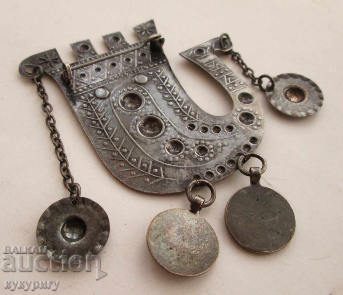 Delivery of Women's jewelry for traditional costume, sparkling pin, Samokov nail Delivery of Women's jewelry for traditional costume, sparkling pin, Samokov nail