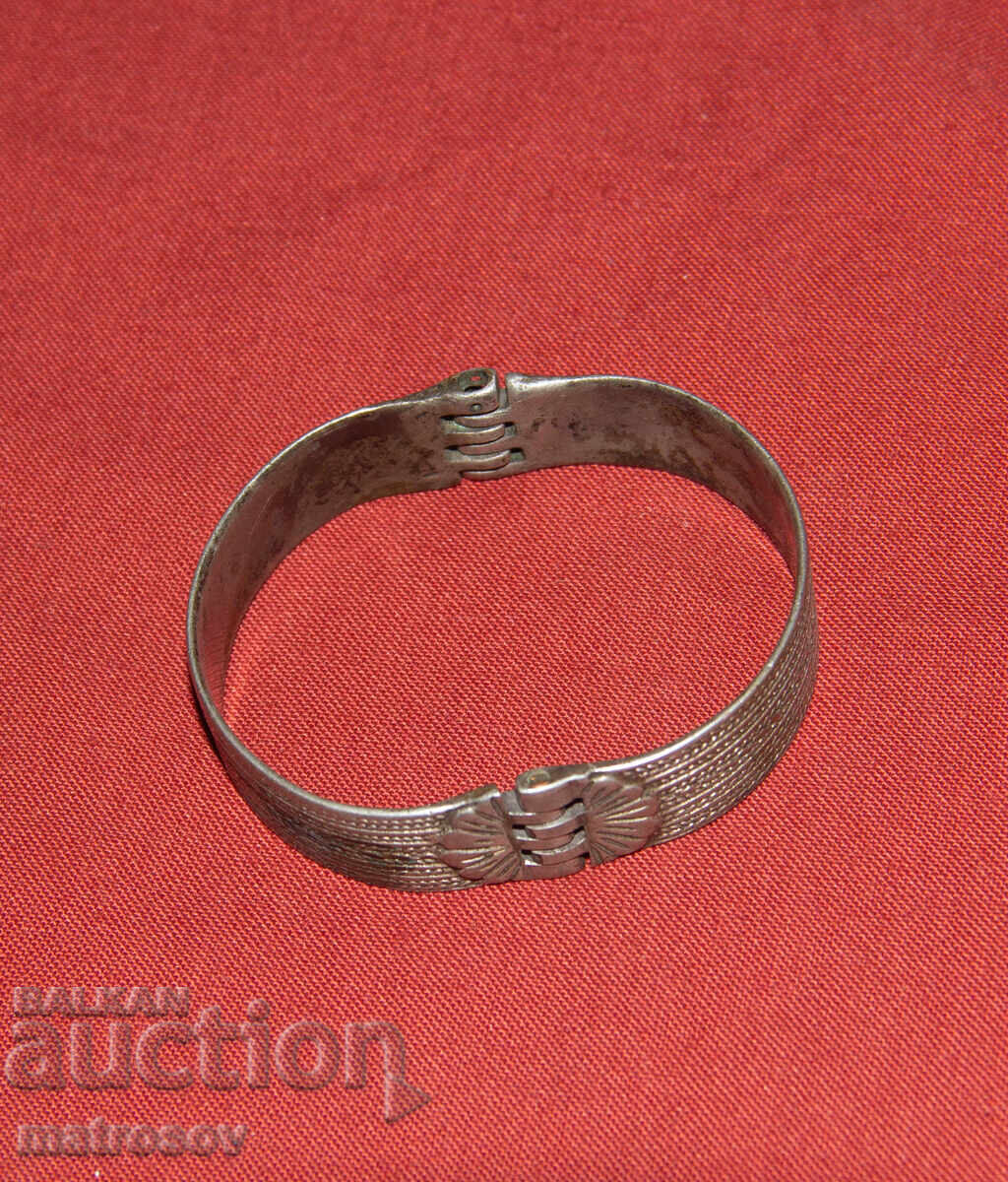 Old traditional silver bracelet jewelry - 5