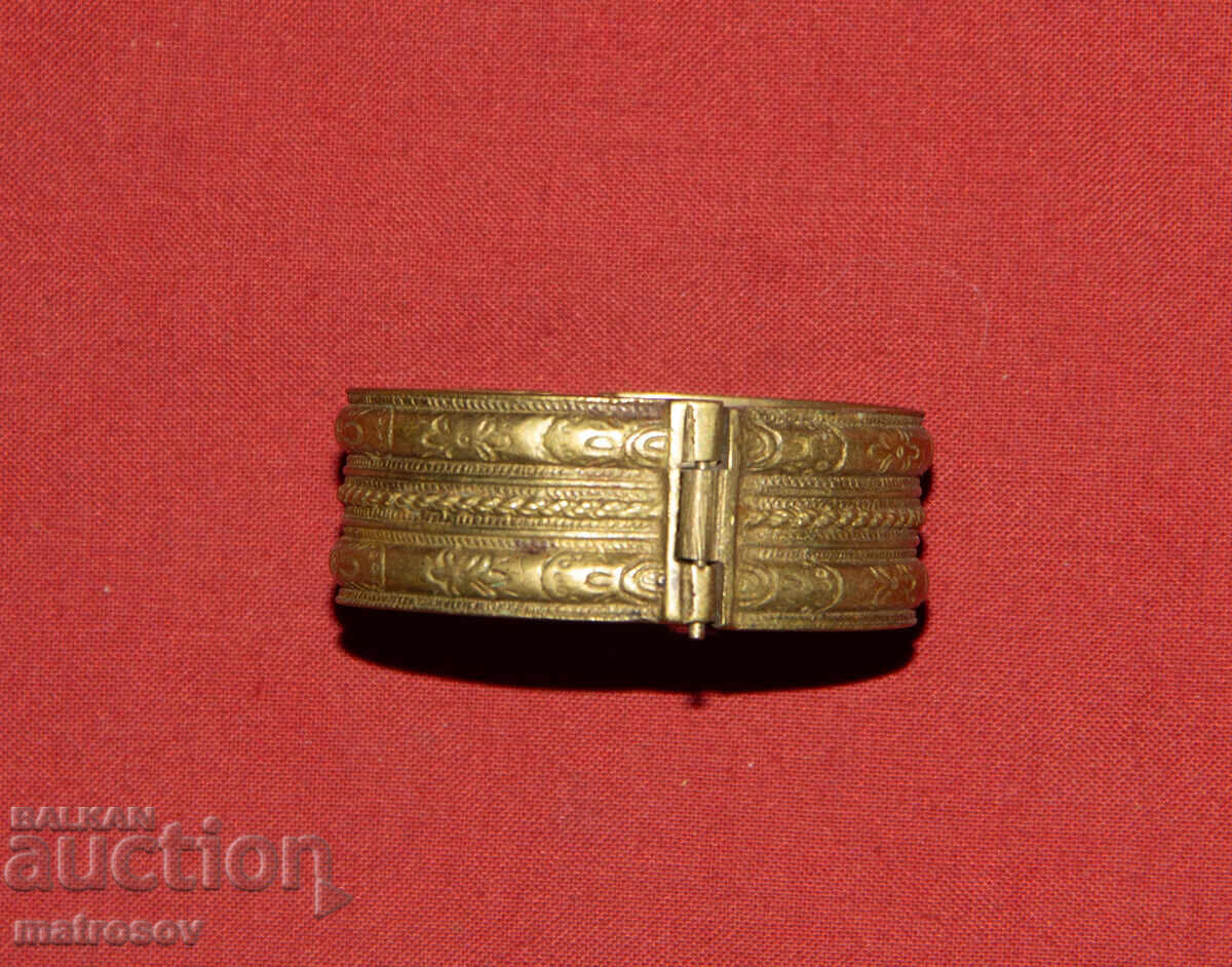 Traditional bronze bracelet with price 160.00 BGN | € 81.81