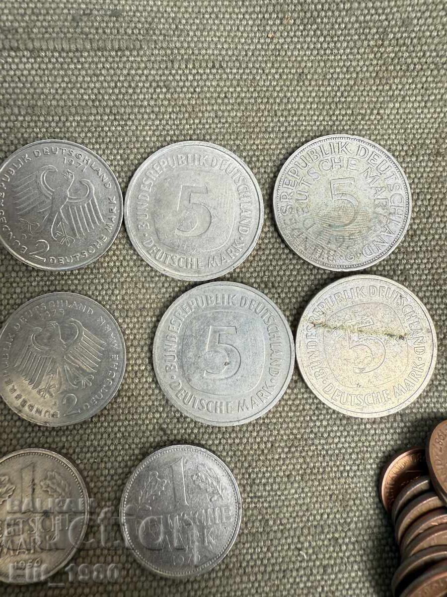 Немски марки с цена 99.00 лв. | € 50.62 Немски марки с цена 99.00 лв. | € 50.62