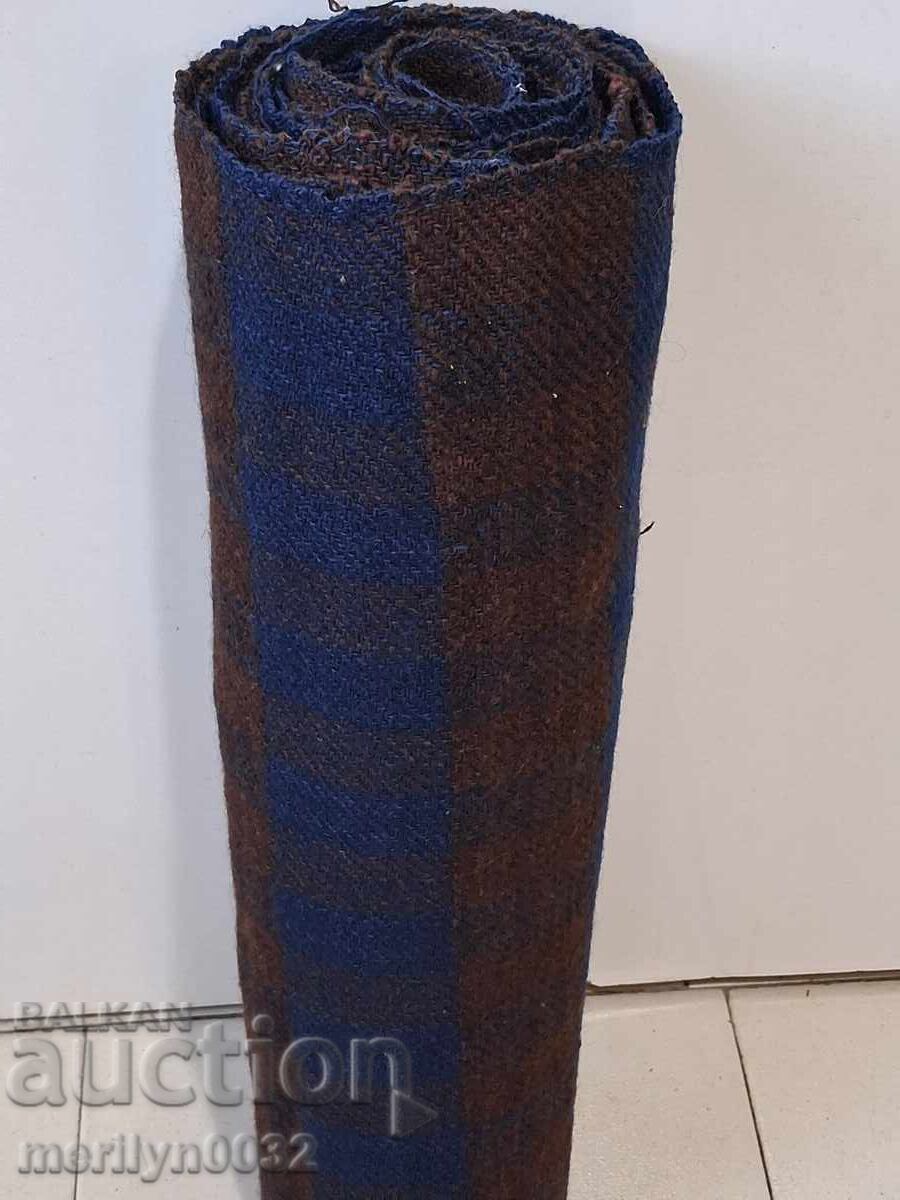 Țesătură de lână renascentistă țesută manual pentru curele 4.3 m costum popular cu preț 69.90 BGN | € 35.74 Țesătură de lână renascentistă țesută manual pentru curele 4.3 m costum popular cu preț 69.90 BGN | € 35.74