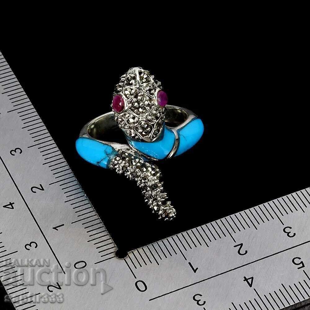 Auction  LUXURIOUS ELEGANT COBRA RING NATURAL TURQUOISE AND RUBIES