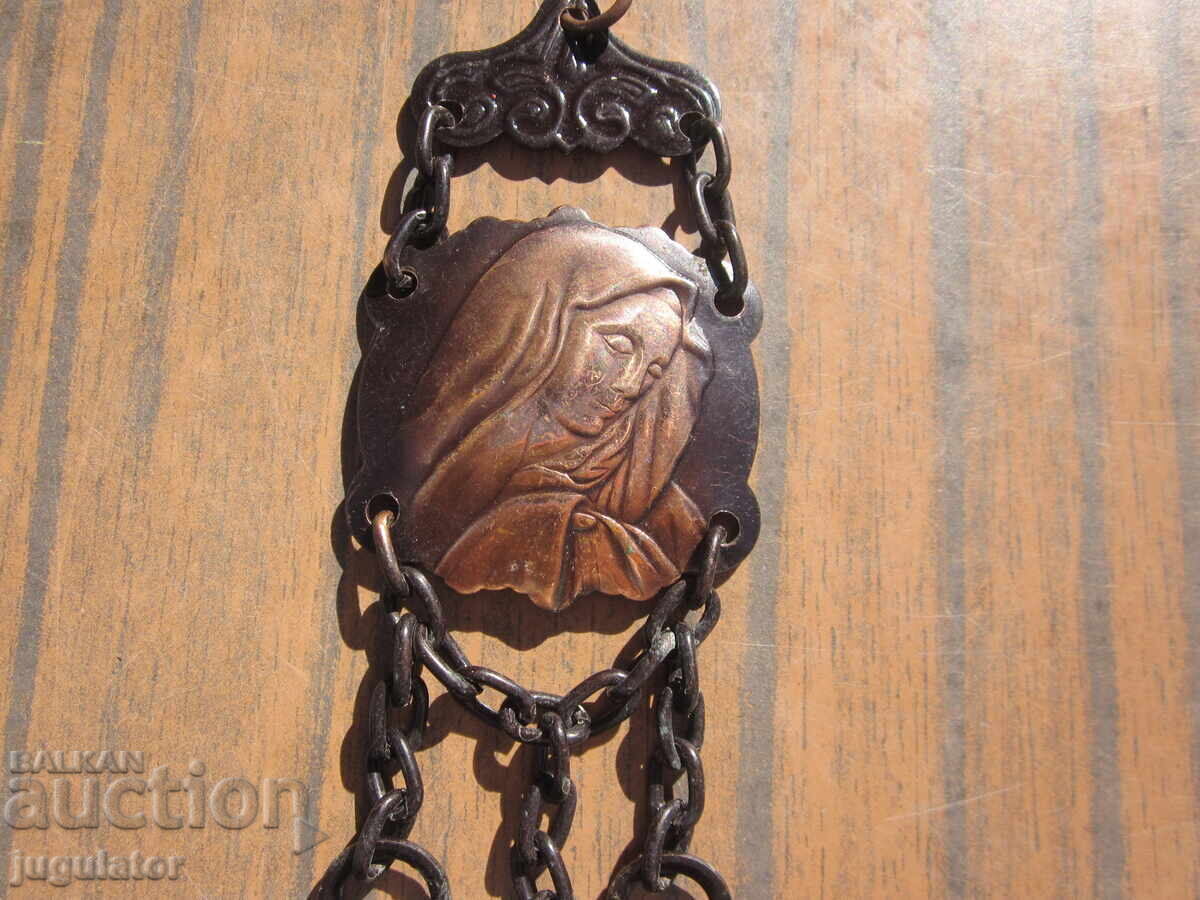 Bulgarian ethnographic folklore religious trinket with price 40.00 BGN | € 20.45