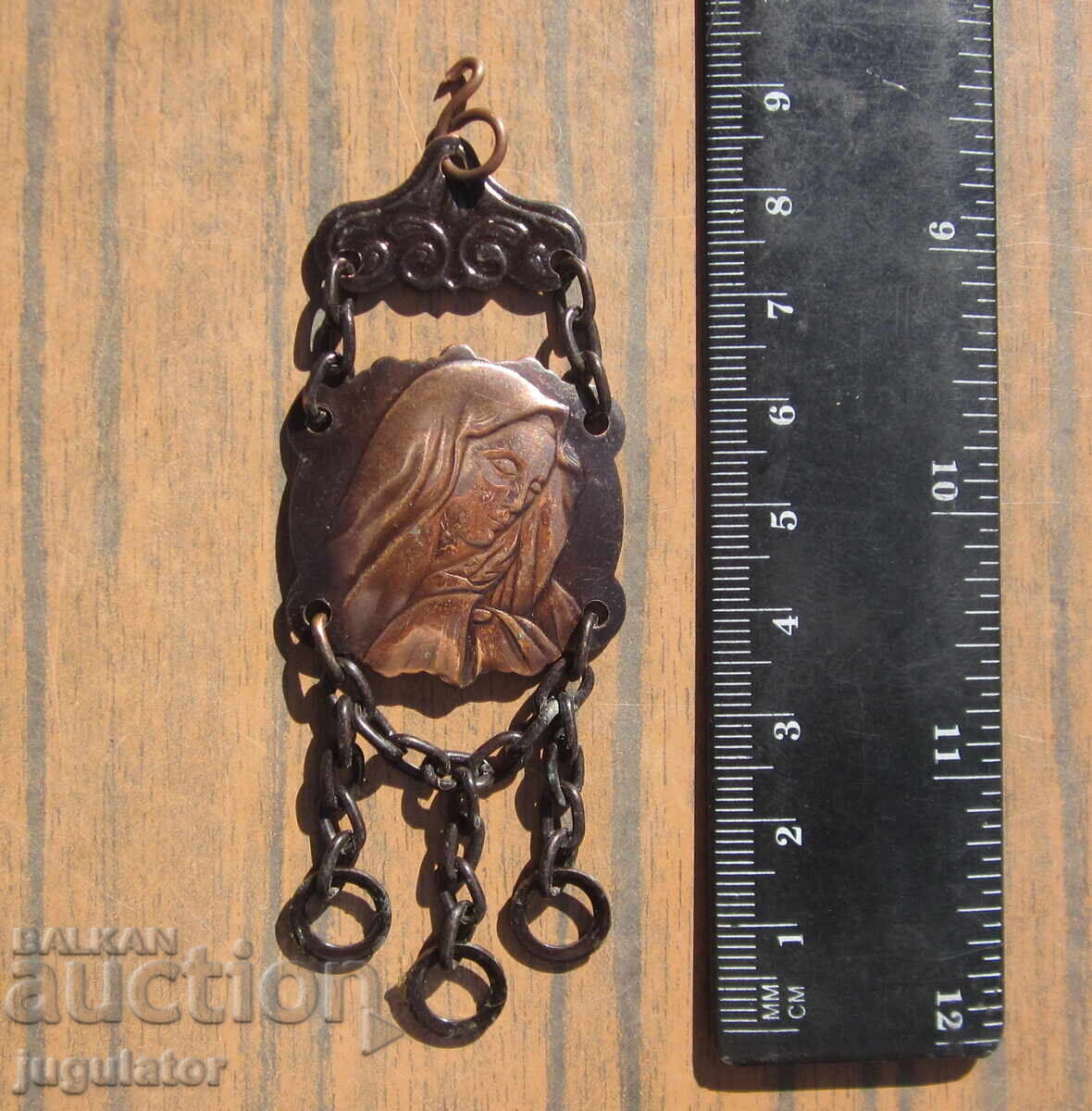 Auction  Bulgarian ethnographic folklore religious trinket
