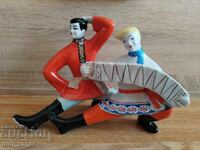 Statuetă sovietică "Russkiĭ pereplyas"