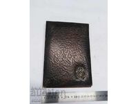 SERTARE DIN PIELE REGALĂ CU APLICAȚIE METALICĂ, ALBUM